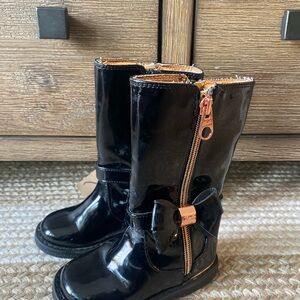 Ted Baker Shiny Black Boots with Bow and Zipper
